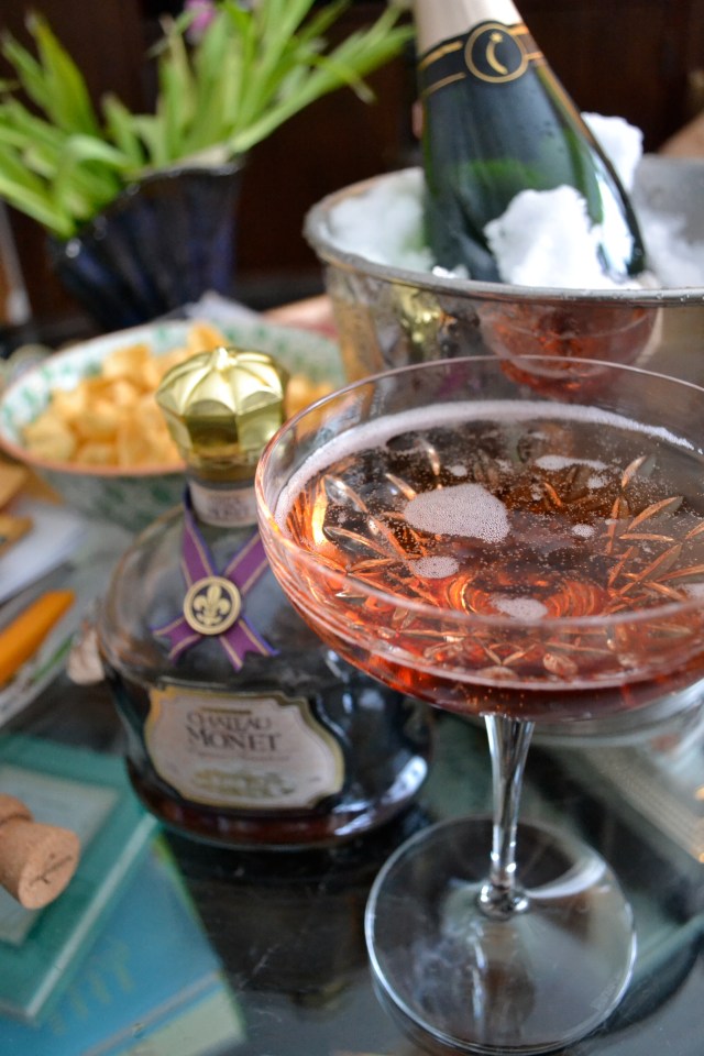 Champagne cocktail